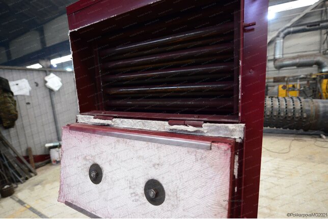 Угольный котел 0.3 МВт - люк для очистки конвективной части